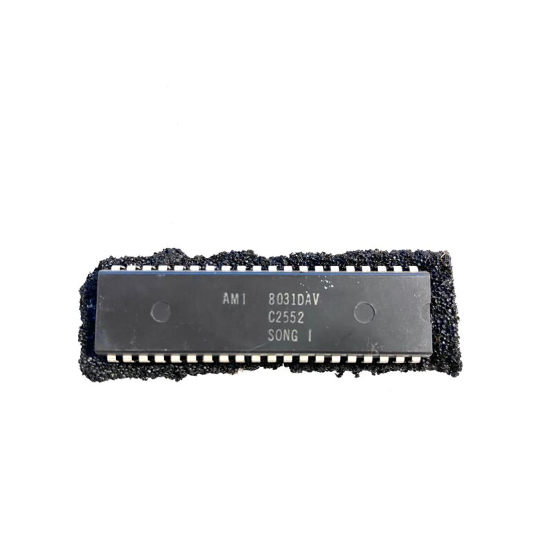 AMI 8031DAV 8-bit control-oriented microcomputer