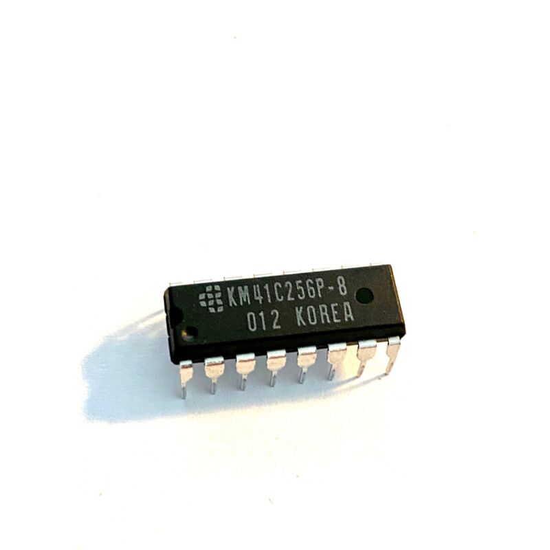 Samsung KM41C256P-8 256k Dram 16p DIP IC