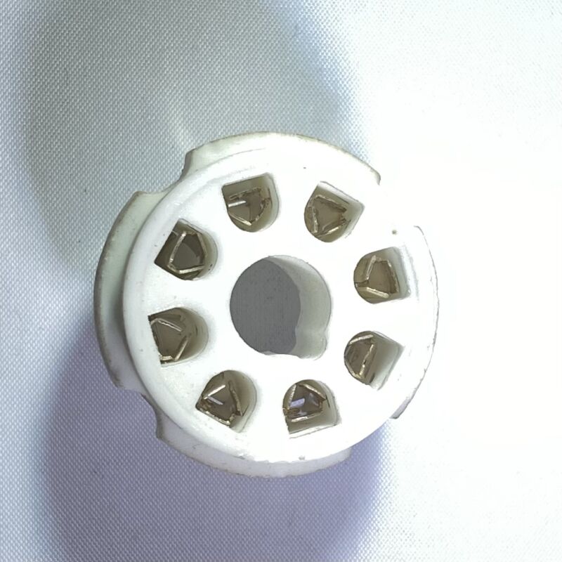 Buisvoet Ceramic 8 pin K8A PCB mount