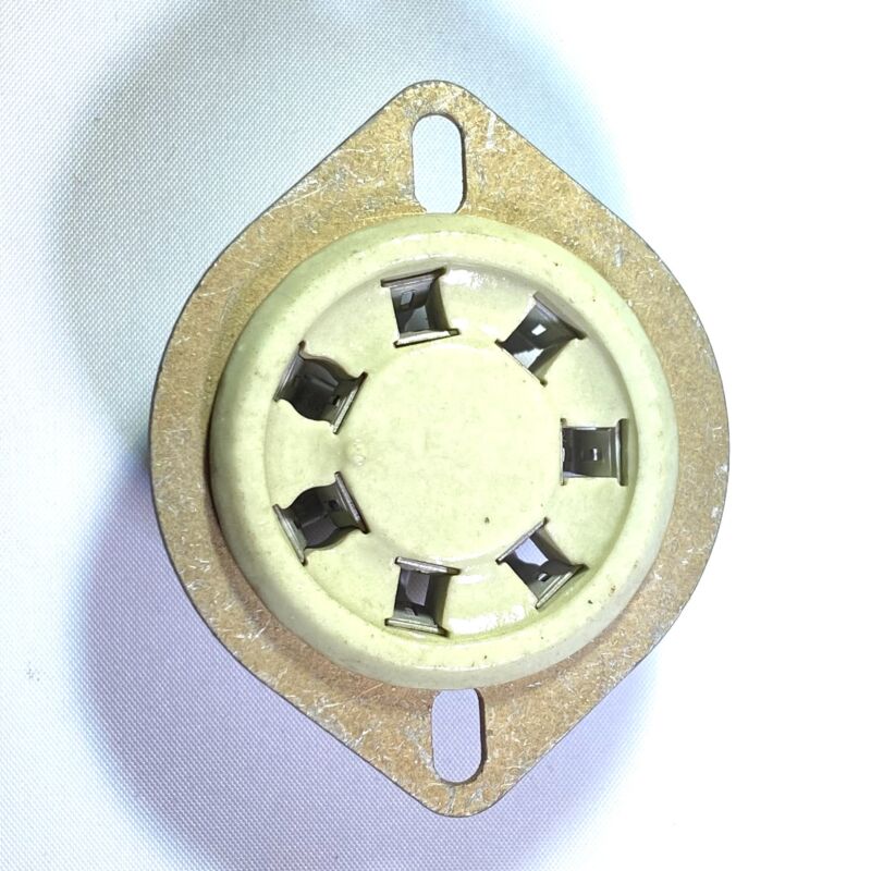 Tube socket Ceramic 7 pin UX7 (1625, DET19, 2C34 etc)
