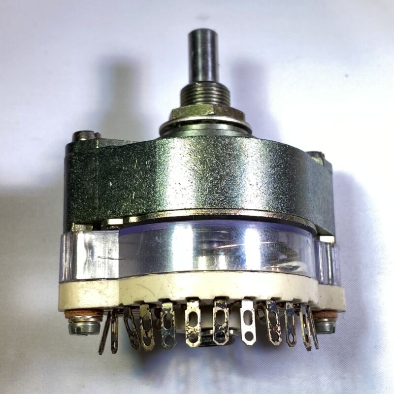 Rotary switch 15-position 1-pole panel bottom mount