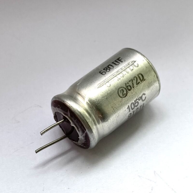 Sprague 672D Capacitor  680uF / 15 VDC