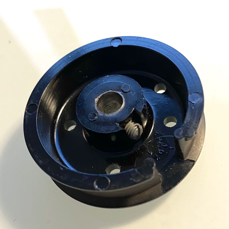 Pulley bakelite 8 x 42mm - axle 5,8mm