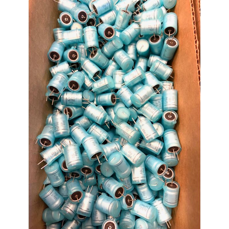 Philips electrolytic capacitor 68uF / 16V isolated radial