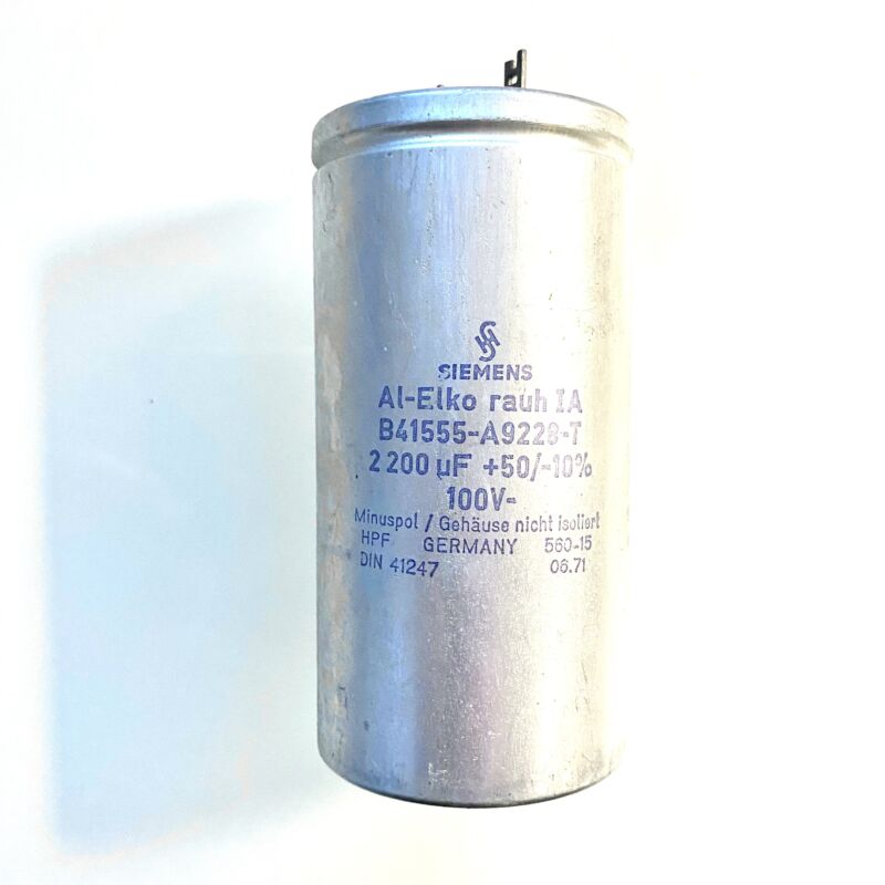 Siemens B41555-A9228-T 2200uF 100VDC Al rauh IA HPF Capacitor