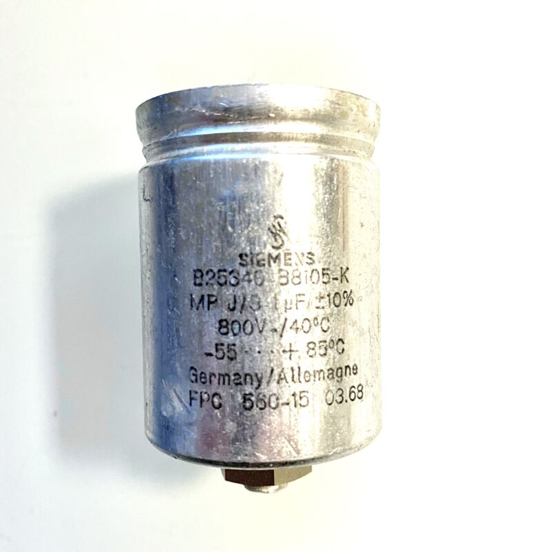 Siemens B25340-B8105-K 1uF 800VDC FPC MP Capacitor
