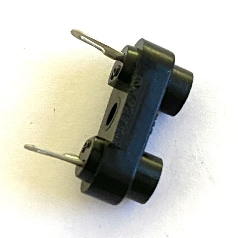 Crystal socket HC64 with solder lugs 13mm