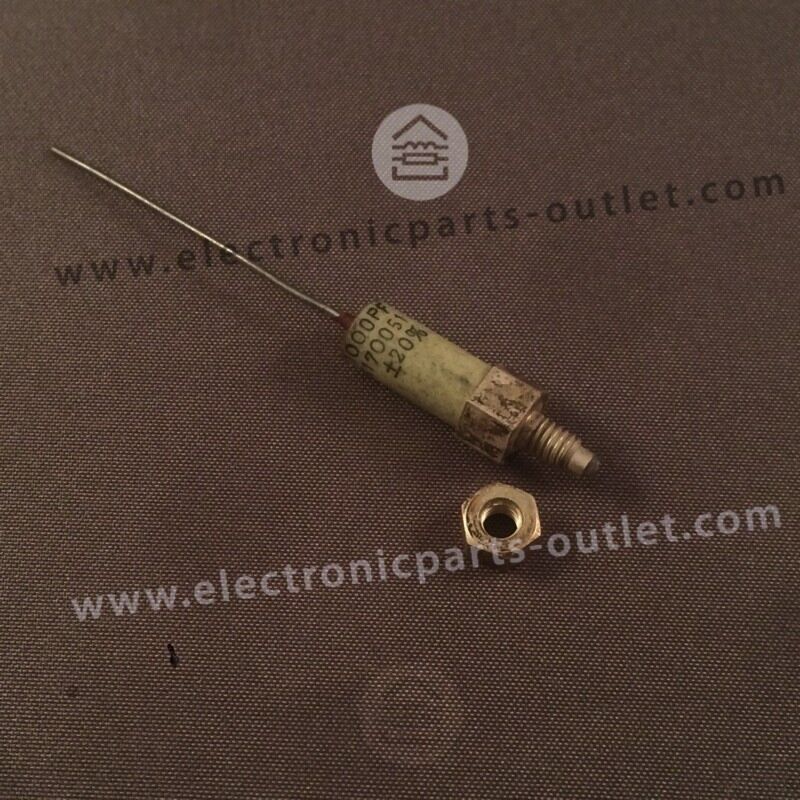 Doorvoer C 1nF  Verzilverd, schroef model