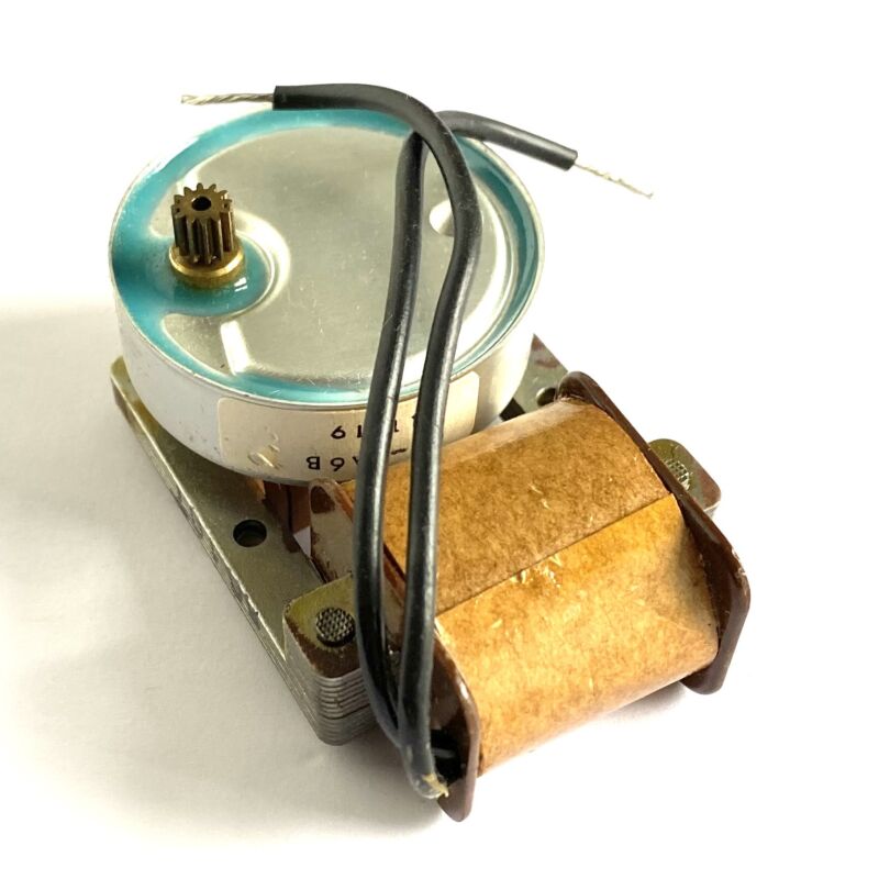 Sankyo 50107 Synchroon motor 220VAC L+R 1 omwenteling per uur