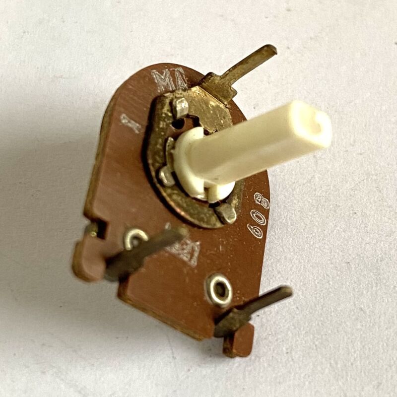Lesa Trimmer resistor 1M horizontal + shaft