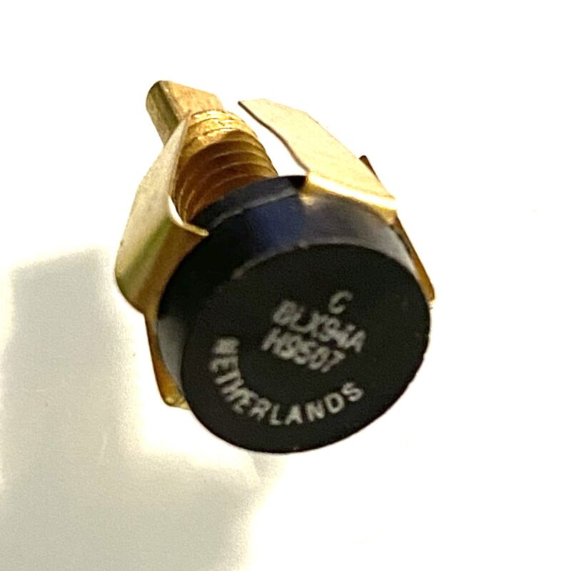 Philips BLX94A 60W 65V 500MHz Power Transistor
