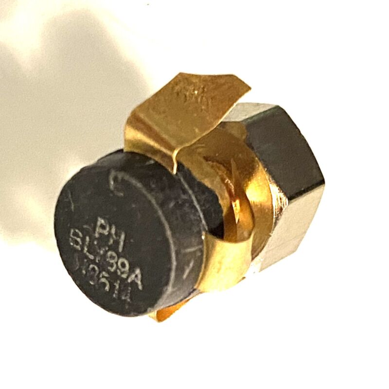 Philips BLY89A 25W 13,5V 175MHz Power Transistor