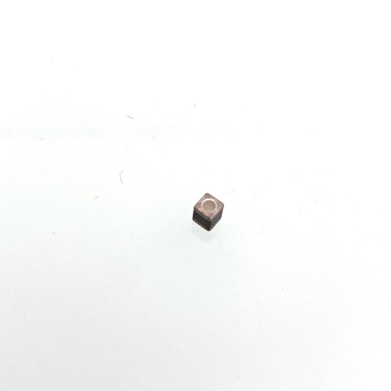 Ferrite bead SMD square 3,5x2,5x2,5mm hole 1mm ends silvered
