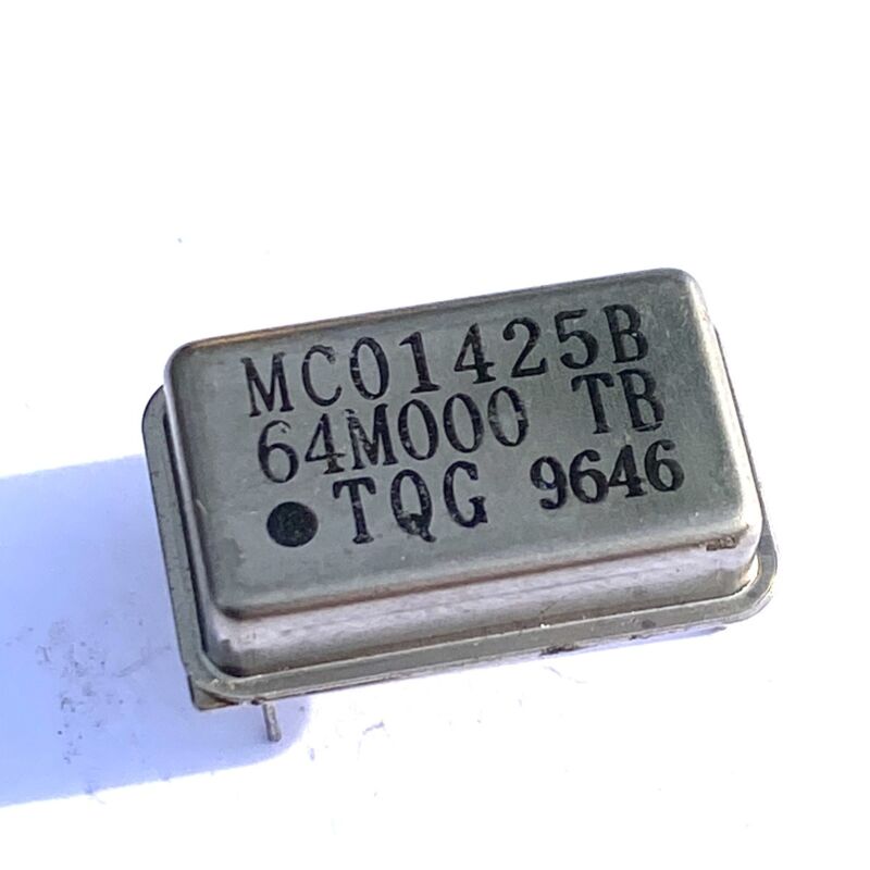 MCO1425B crystal oscillator 64MHz