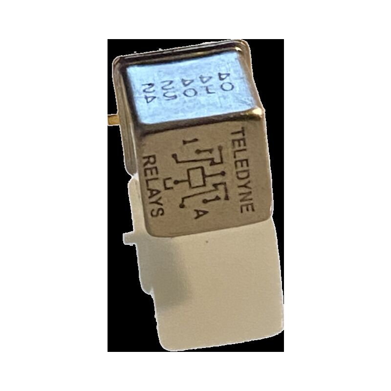 Teledyne RF170-5 RF Relay latching DPDT DC - 4 GHz 10x12x8mm metalcan MIL