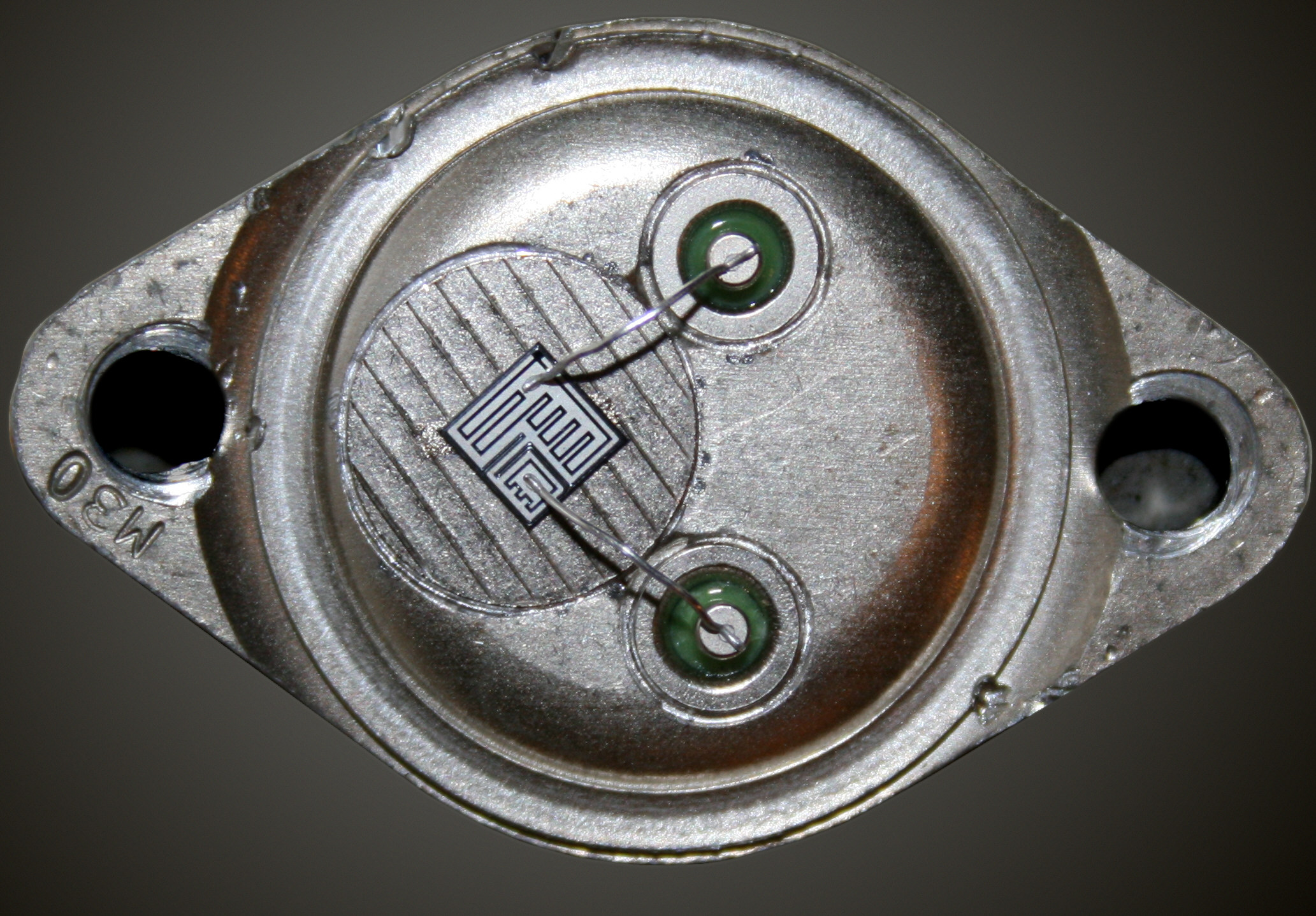 TO-3 transistor's internal wiring